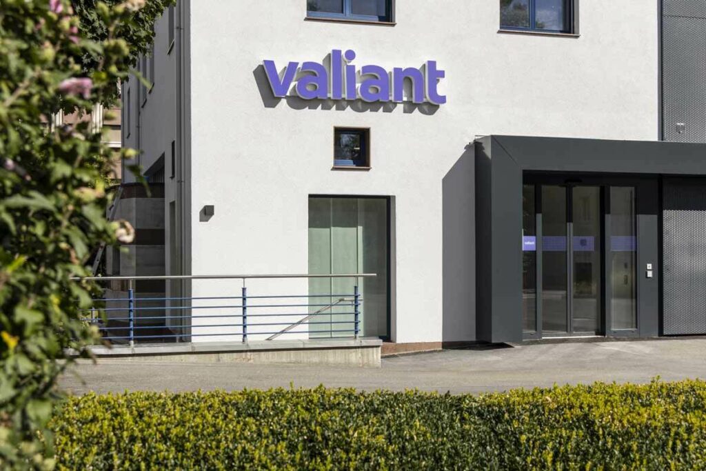 Valiant Bank - GST Meggen