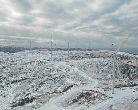 Windturbinen auf der norwegischen Halbinsel Fosen - BKW